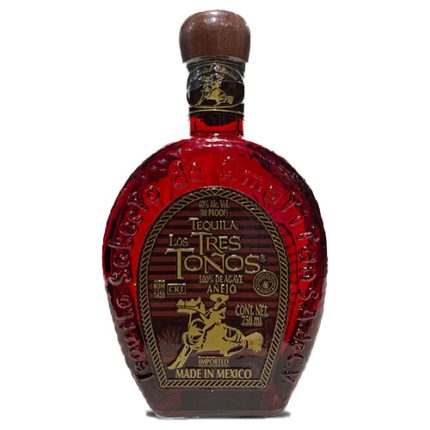 TEQUILA TRES TOÑOS AÑEJO